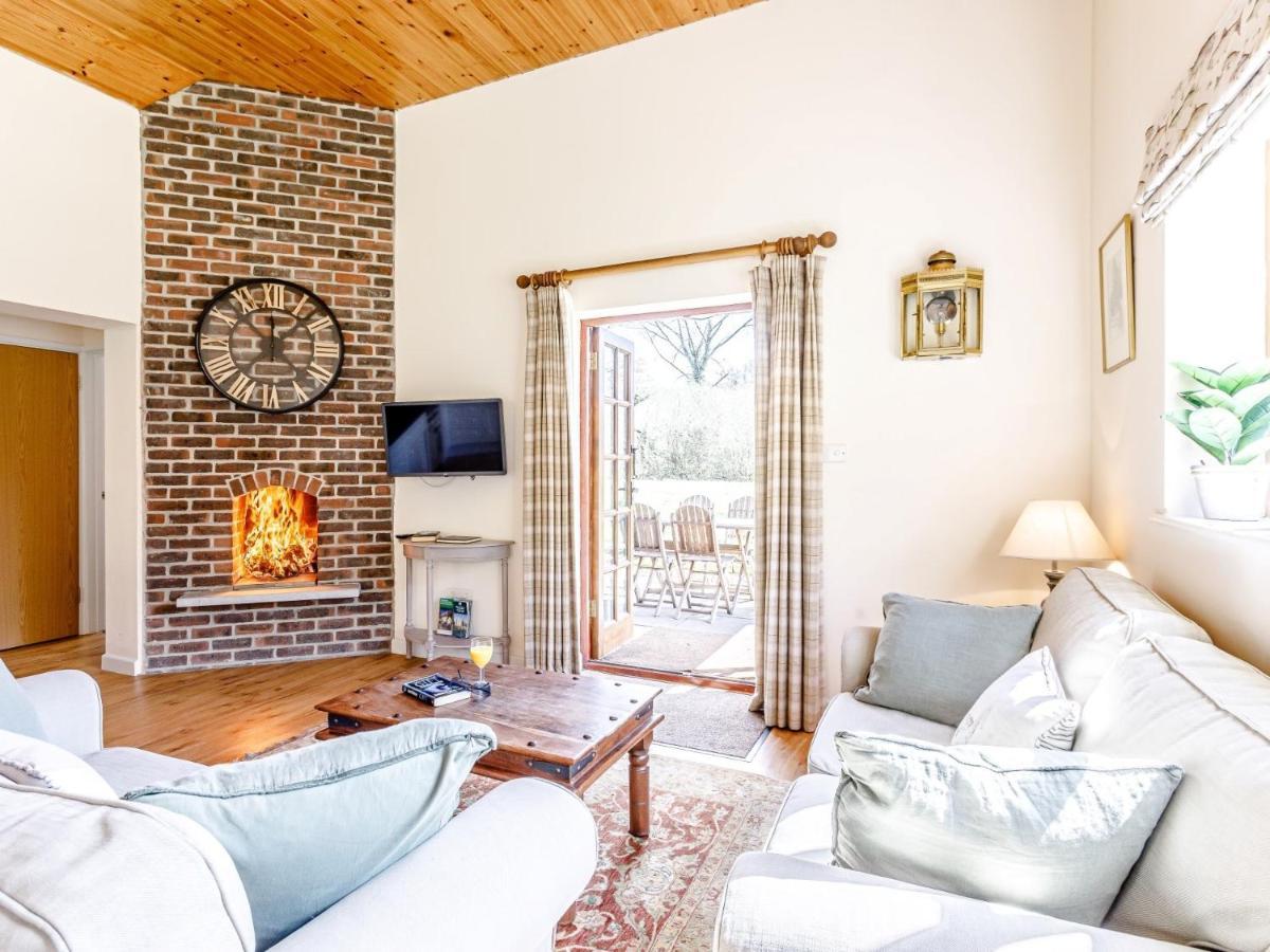 2 Bed In Dorchester 75243 Frampton  Eksteriør bilde