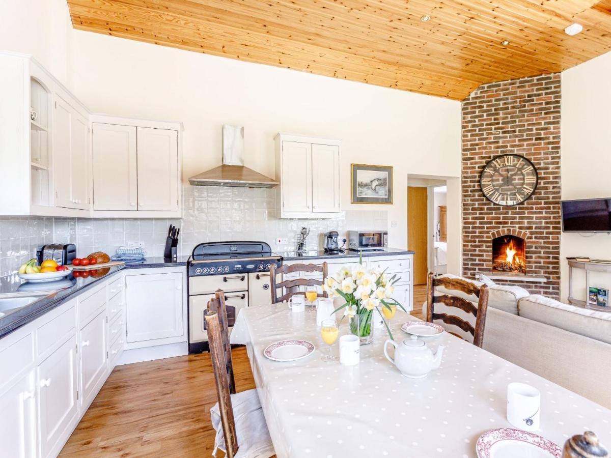 2 Bed In Dorchester 75243 Frampton  Eksteriør bilde